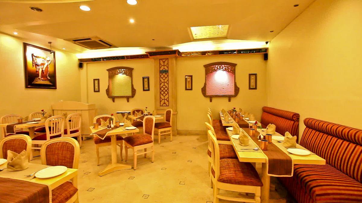 Bharat Continental Hotel Delhi Restaurant