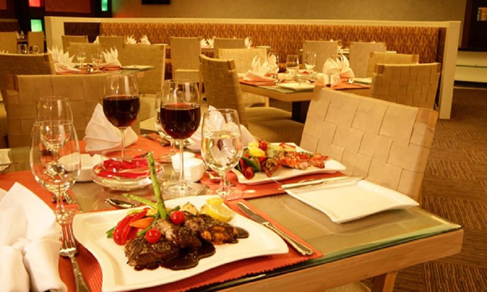 The Ocean Pearl Retreat Hotel Delhi Restaurant