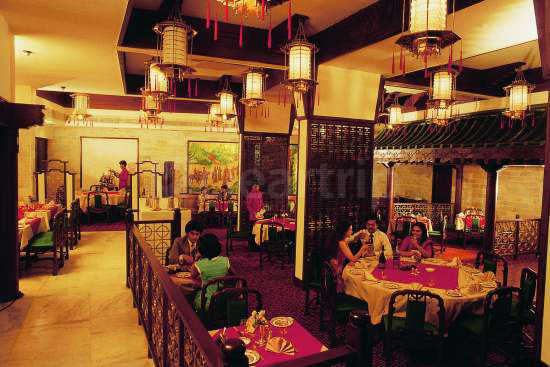 Centaur Hotel Delhi Restaurant