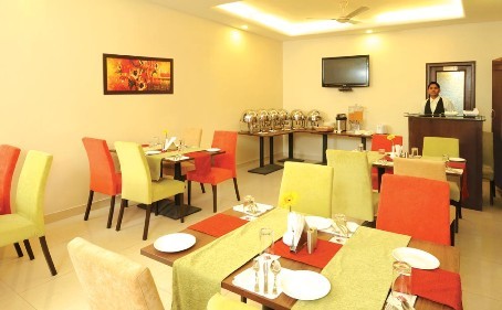 Clarks Inn Hotel Delhi Restaurant