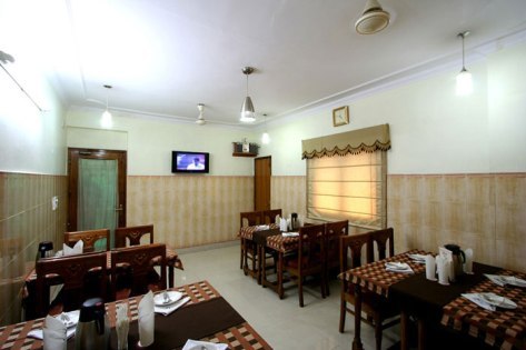 C Park Inn Hotel Delhi Restaurant