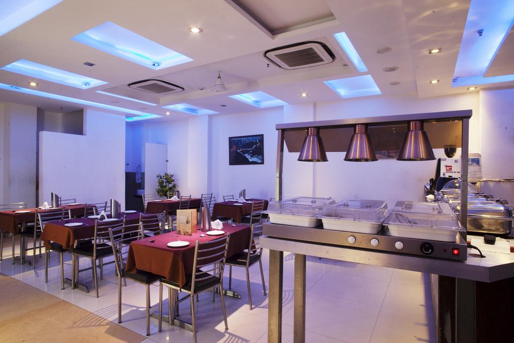 Singh Empire Dx Hotel Delhi Restaurant