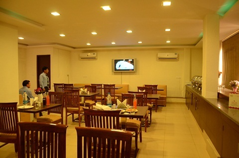 Pals Inn Hotel Delhi Restaurant