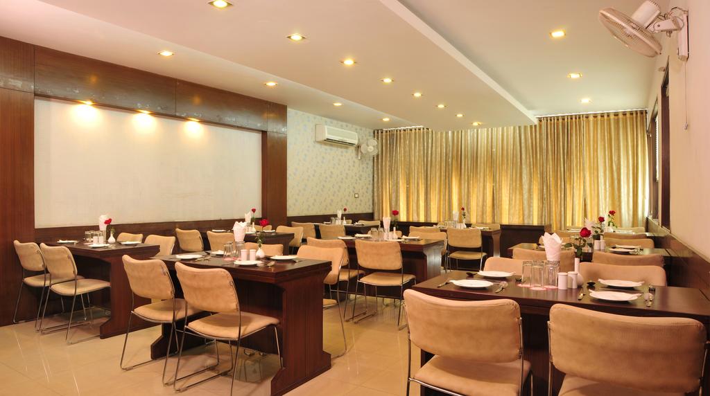 Citi International Hotel Delhi Restaurant
