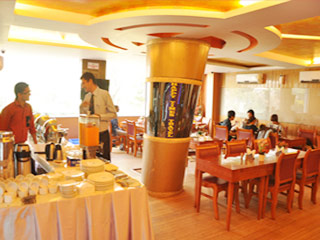 Aura De Asia Hotel Delhi Restaurant