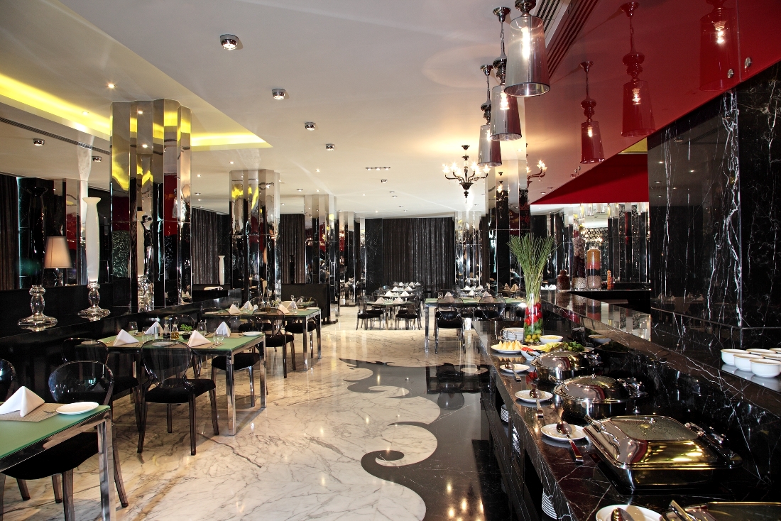 Radisson Blu Hotel Delhi Restaurant