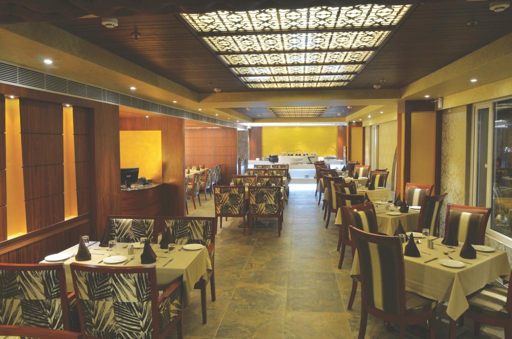 Regent Grand Hotel Delhi Restaurant