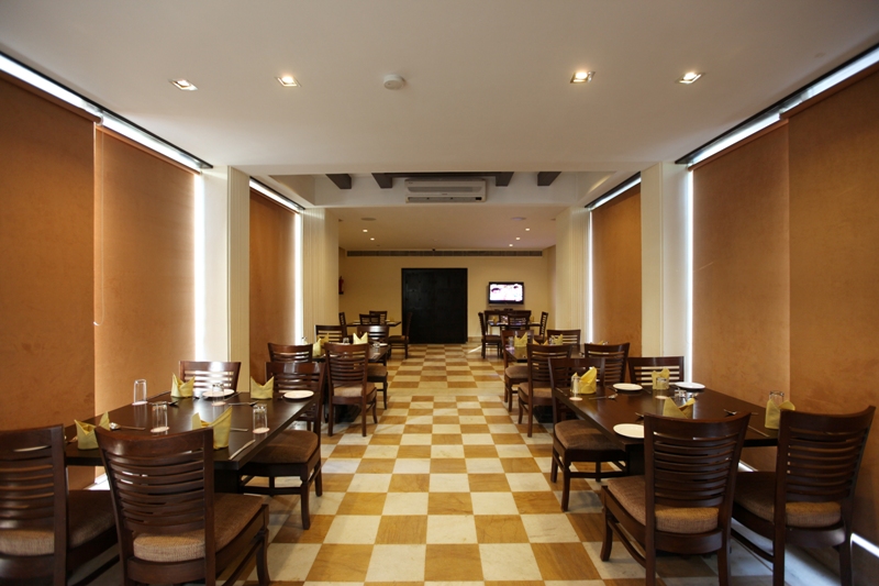Clark Greens Hotel Delhi Restaurant