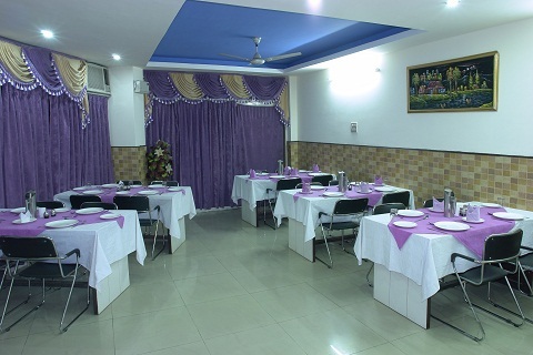 Karat87 Inn Hotel Delhi Restaurant