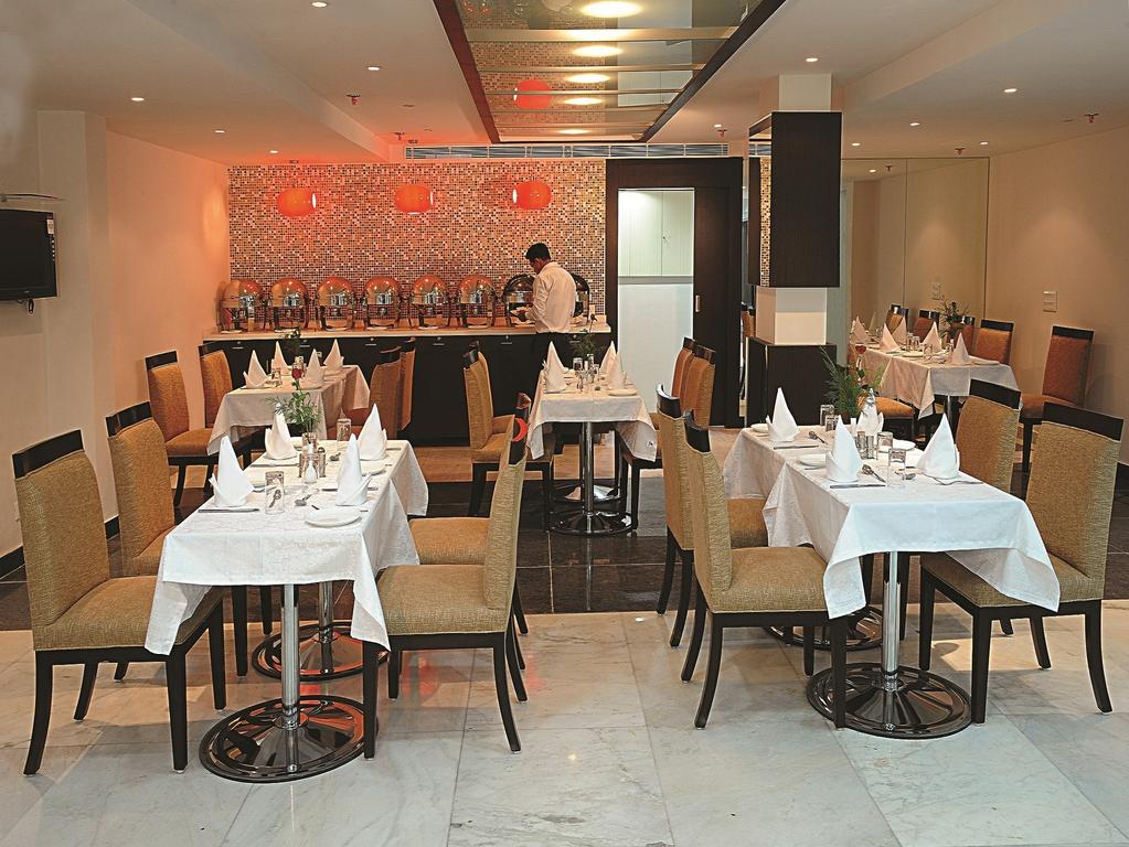 Amara Hotel Delhi Restaurant