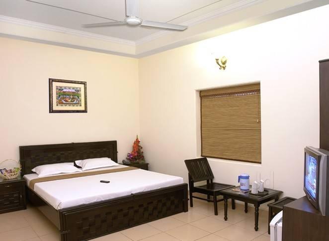 Taj Home Stay Delhi, Rooms, Rates, Photos, Reviews, Deals, Contact No